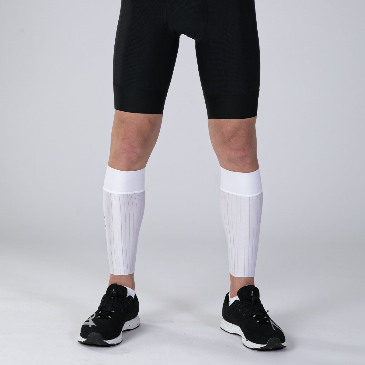 Unisex Elite Aero Calf Sleeves White Zoot Sports Europe