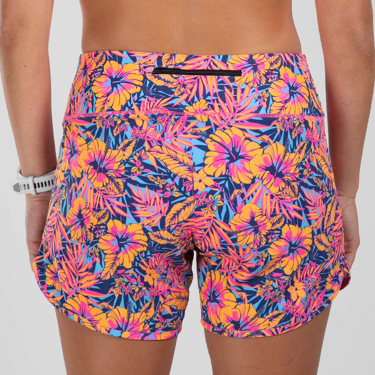 Zoot Sports RUN BOTTOMS Women's Ltd Run 6" Short - Club Aloha