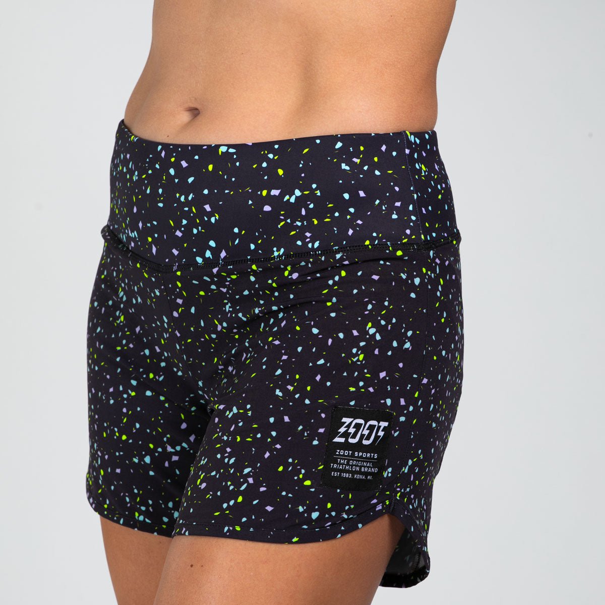 Zoot Sports RUN BOTTOMS Women's Ltd Run 6" Short - Electric