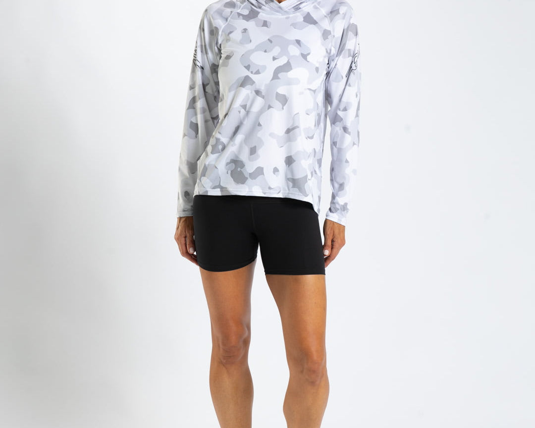 Zoot Sports RUN LONG SLEEVE TEES Women's Ltd Run Sun Stop Hoodie - Snow Camo