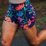 Zoot Sports RUN SHORTS 4" INSEAM Women's Ltd Run 4" Pulse High-Rise Short - Florescence
