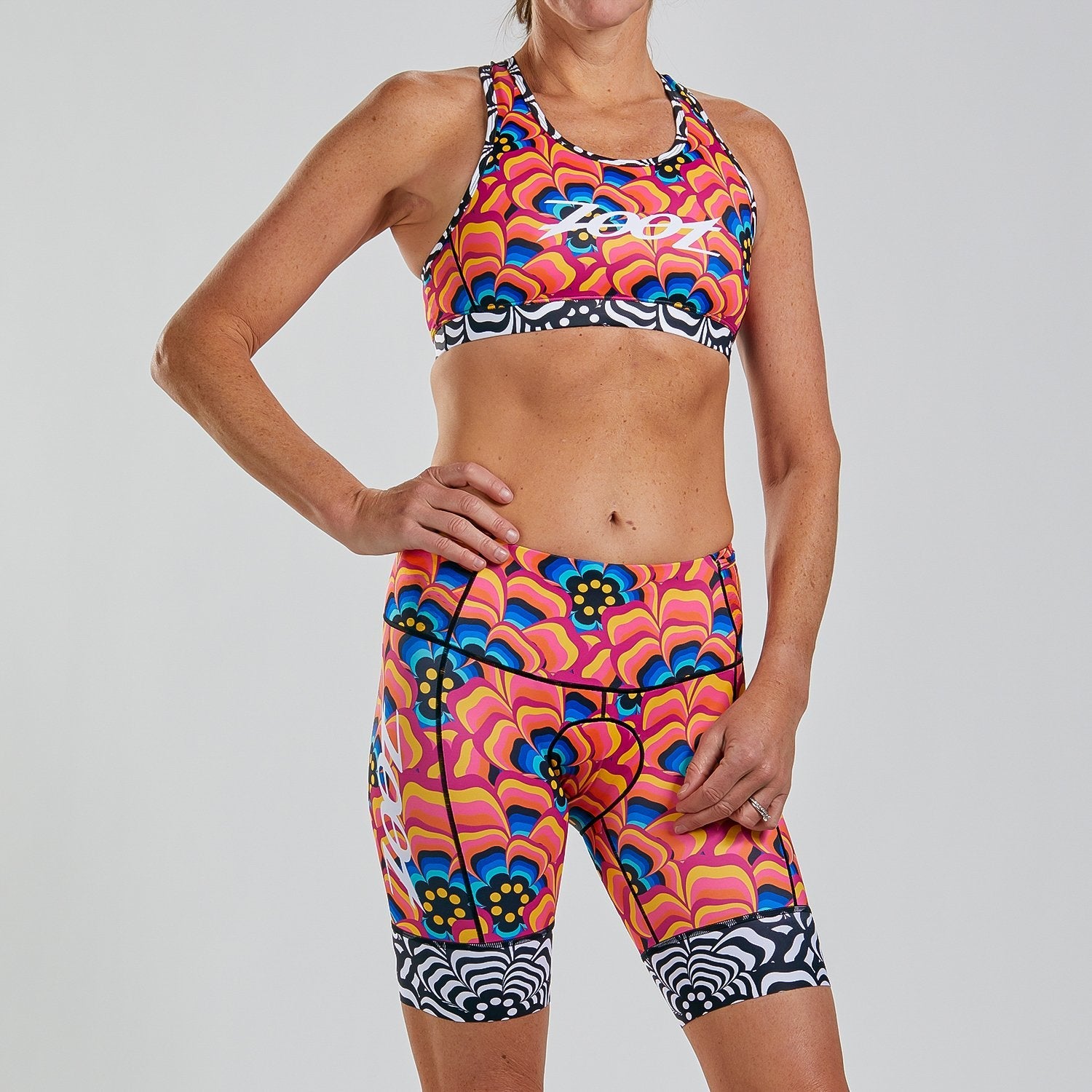 Zoot Sports TRI APPAREL WOMENS LTD TRI 8 " SHORT - TRI LOVE